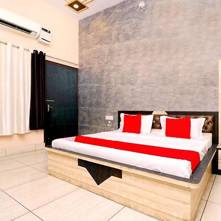 Hotel O Pushp Vatika Bhiwāni Zewnętrze zdjęcie