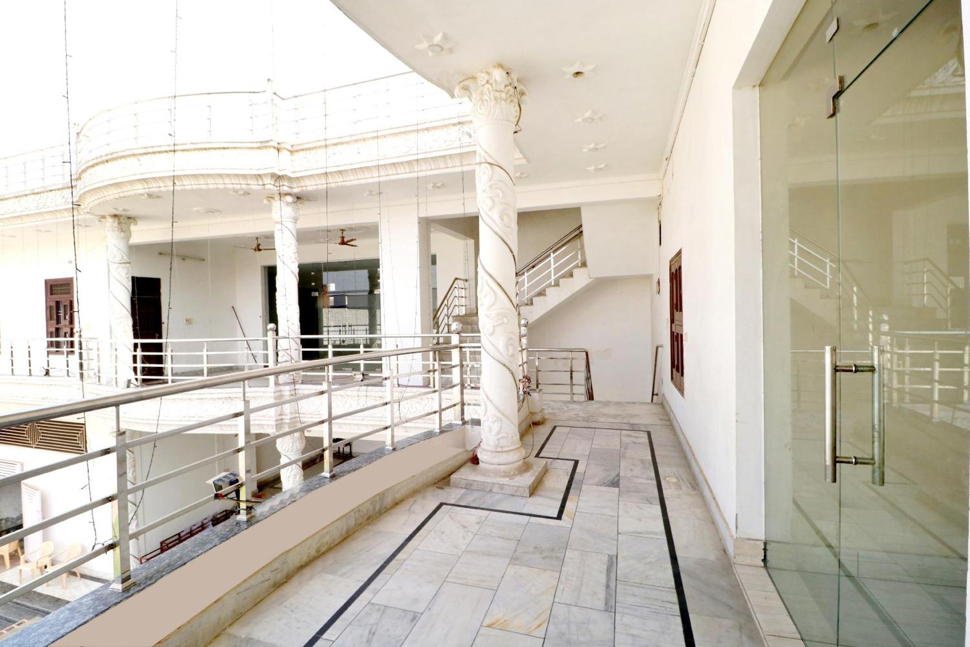 Hotel O Pushp Vatika Bhiwāni Zewnętrze zdjęcie